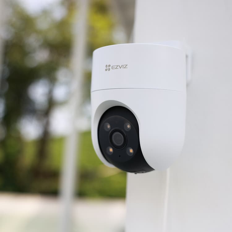 EZVIZ H8C instalada en un exterior, imagen 1